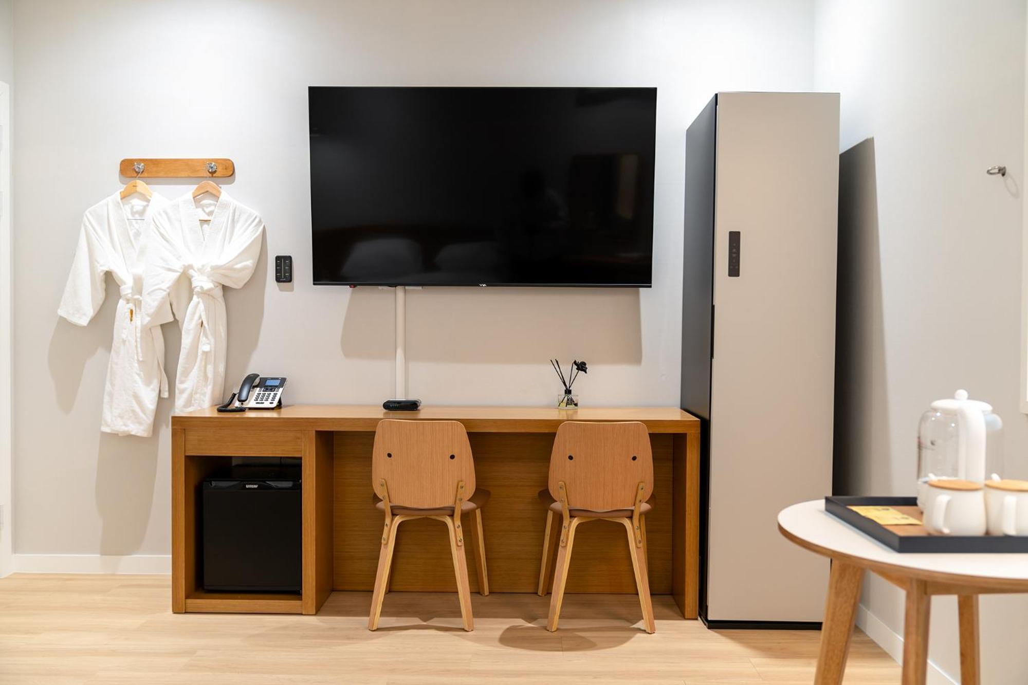 Mono Hotel Сувон Екстериор снимка