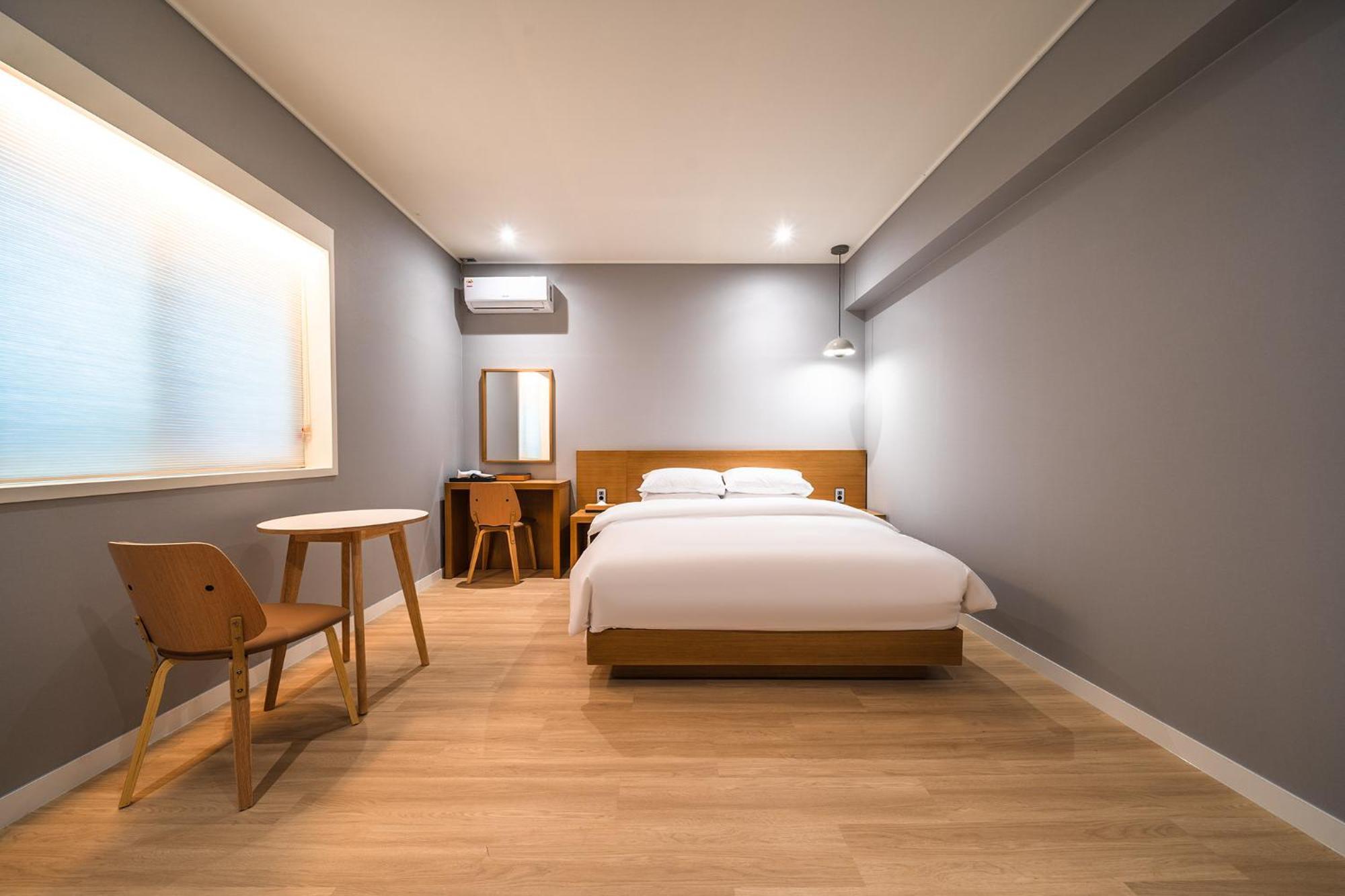 Mono Hotel Сувон Екстериор снимка